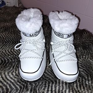 Michael Kors Zelda Nylon Snow Boot